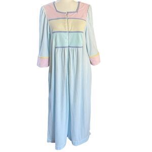 Vintage Saybury Womens Robe Medium Robe House Coat Pastel Half Zip Granny